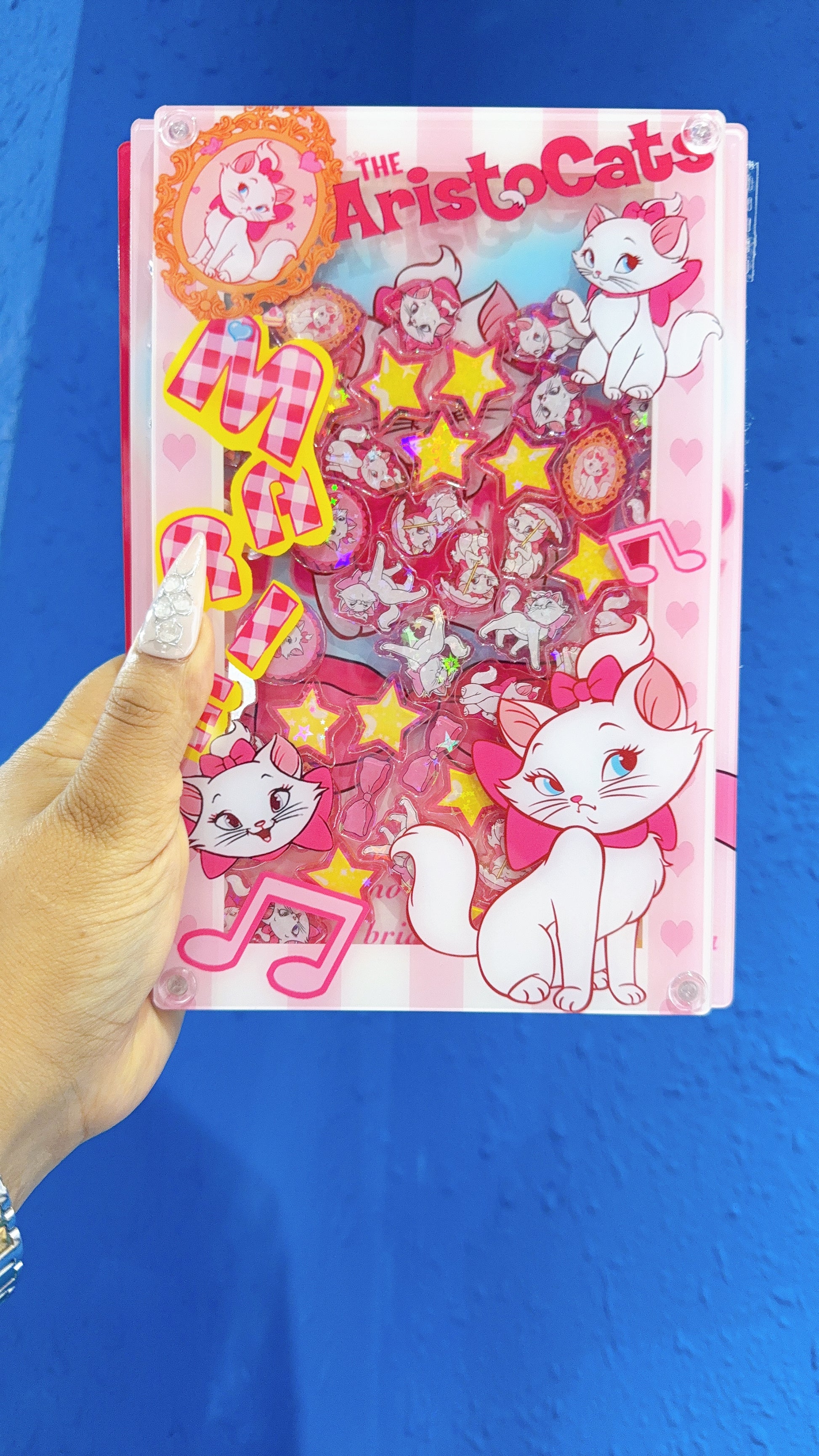 marie cat  medium shaker notebook