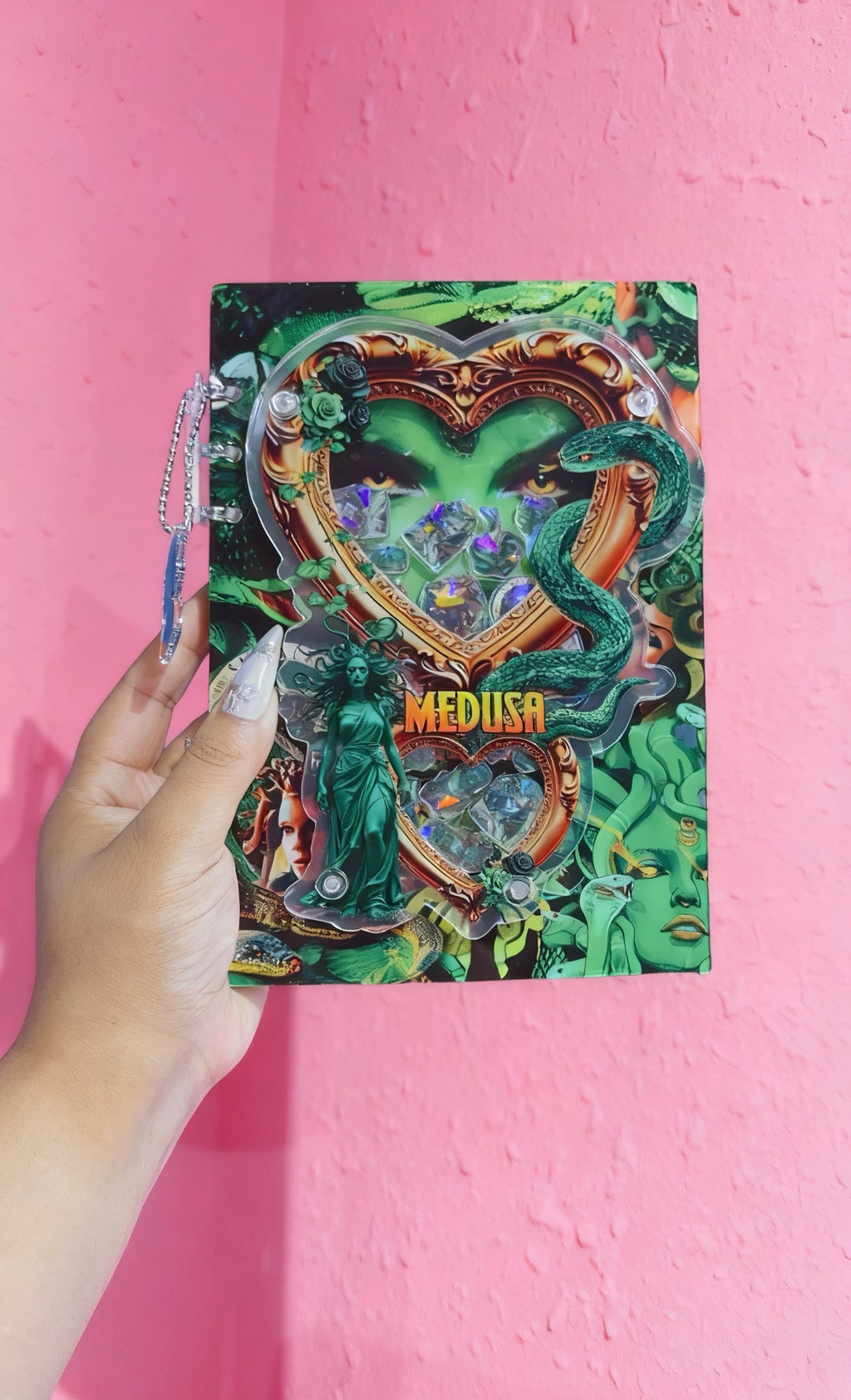 3D Medusa shaker notebook