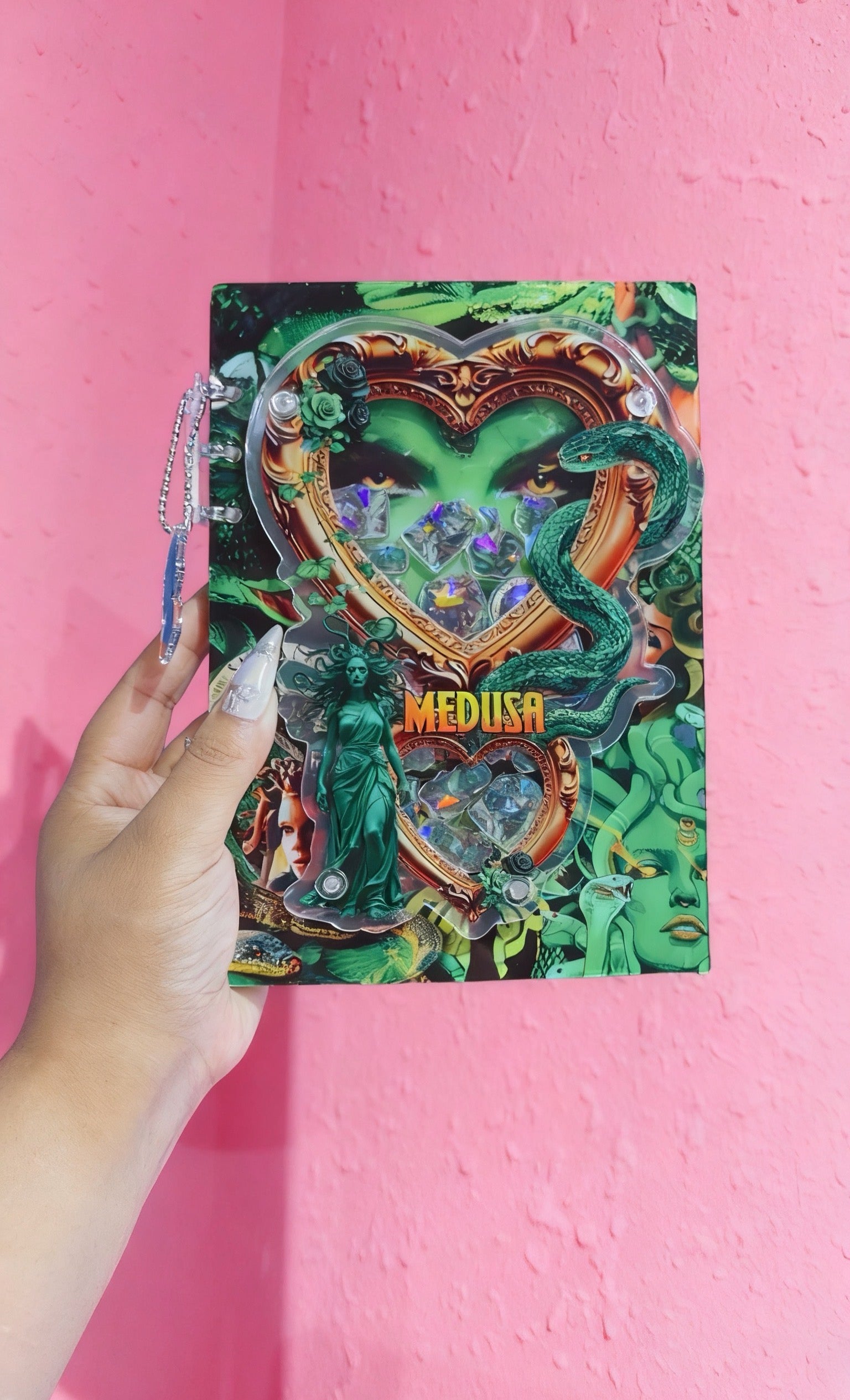 3D Medusa shaker notebook
